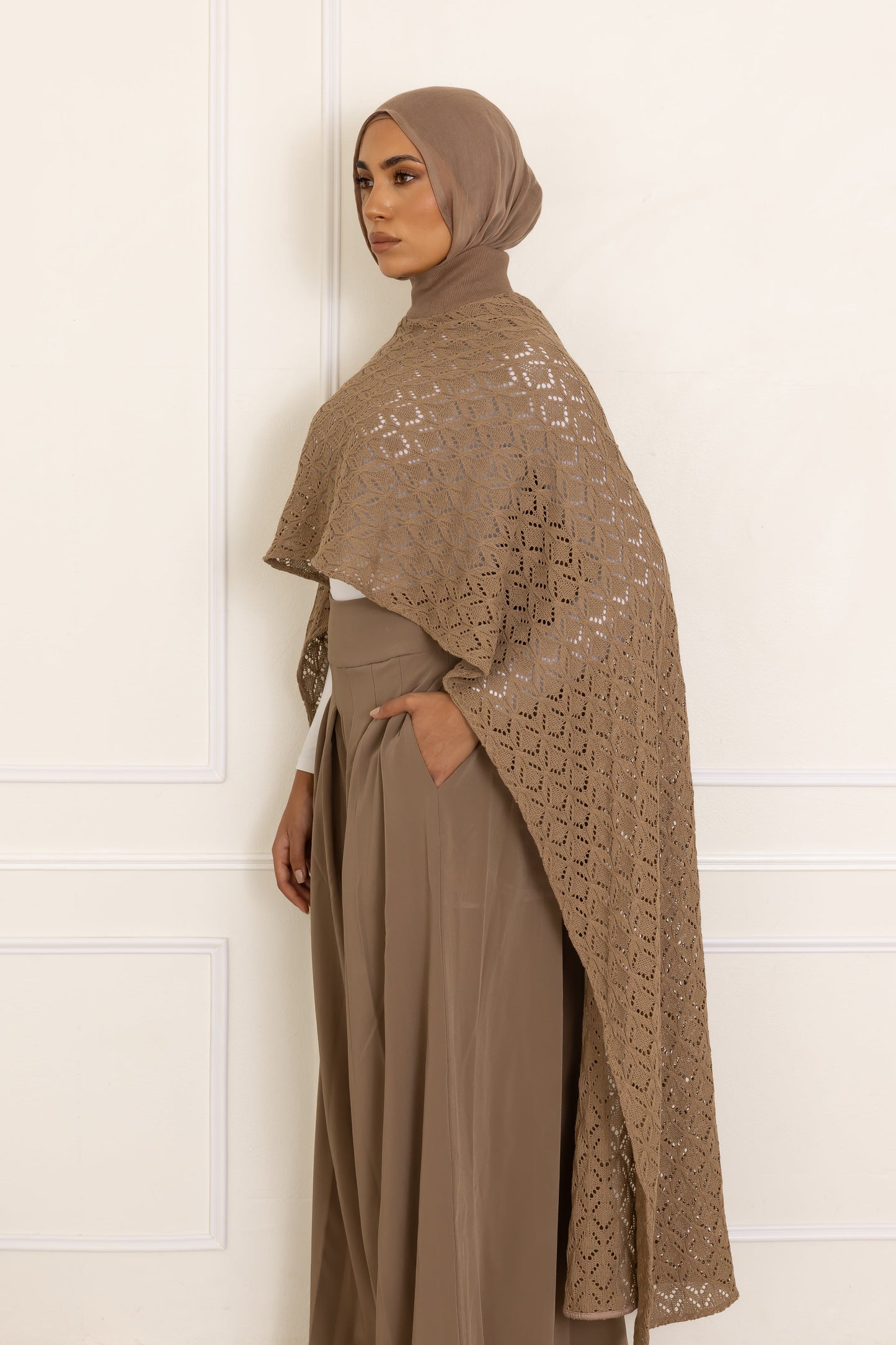 Qamar Cape - Mocha
